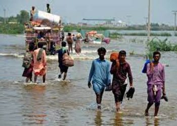 পাকিস্তানৰ বান, পাক জনতাৰ স্বাস্থ্যকলৈ চিন্তিত বিশ্ব স্বাস্থ্য সংস্থা