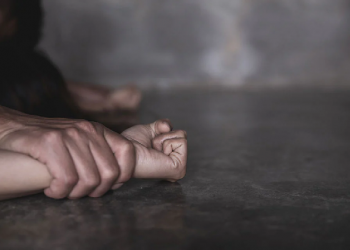 3 Doctors Rape woman