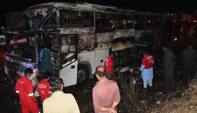Pakistan Bus Fire
