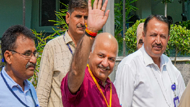 BJP demands narco test for Sisodia