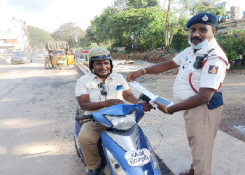 Traffic Policeman Fines Another Cop