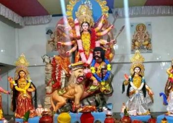 আজি মহাষষ্ঠী! আৰম্ভ হ’ল শাৰদীয় দুৰ্গোৎসৱ; মহানগৰীতো প্ৰস্তুতি তুংগত