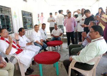 গেৰুকামুখত এনএইচপিচি প্ৰকল্প পৰিদৰ্শন কৰি জনতাৰ সুৰক্ষা সুনিশ্চিত নোহোৱা পৰ্যন্ত বান্ধ নিৰ্মাণ বন্ধ ৰখাৰ দাবী জনালে ৰিপুণ বৰাই