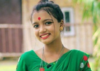 অক্সিজেন চিলিণ্ডাৰৰ অভাৱতে মৃত্যু হ’ল নেকি প্ৰতিভাসম্পন্ন গায়িকা তেজস্বীতা বৰুৱাৰ? ৰাজ্যত শোকৰ ছাঁ