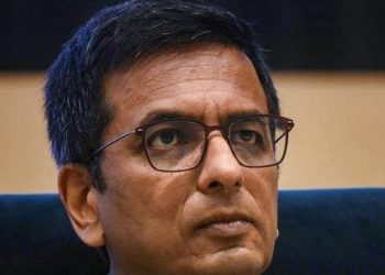 ভাৰতৰ ৫০ সংখ্যক মুখ্য ন্যায়াধীশ হিচাপে শপত ল’লে ন্যায়াধীশ ধনঞ্জয় যশৱন্ত চন্দ্ৰচুড়ে
