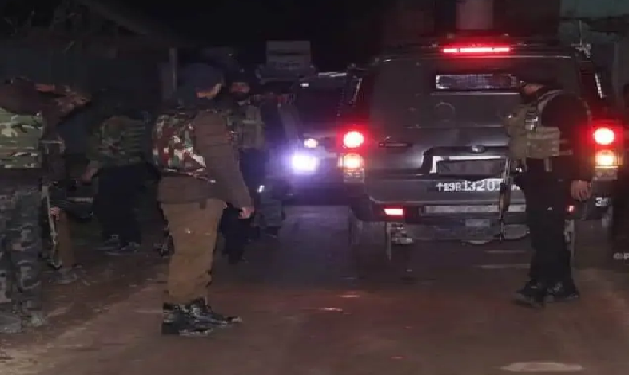 Labourer Shot At By Terrorists In Kashmir