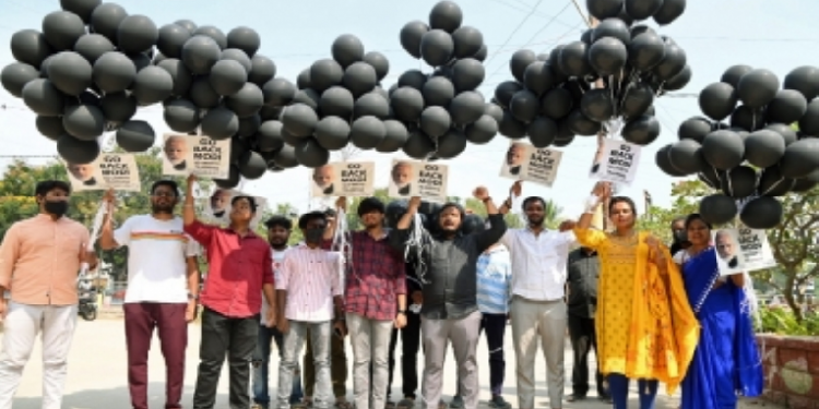 Modi faces protests in Telangana