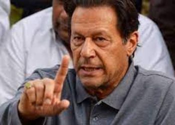 গুলীবিদ্ধ পাকিস্তানৰ প্ৰাক্তন প্ৰধানমন্ত্ৰী ইমৰান খান; চিকিৎসাৰ বাবে লাহোৰলৈ নিয়া হৈছে আহত খানক