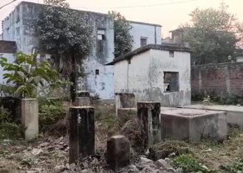 Thieves steal mobile tower
