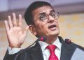 কলেজীয়া দিনত হাত খৰচ উলিয়াবলৈ কি কাম কৰিছিল দেশৰ মুখ্য ন্যায়াধীশ চন্দ্ৰচূড়ে? জনালে নিজেই