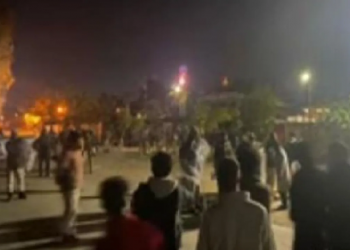 Mob sets police station on fire in Manipur