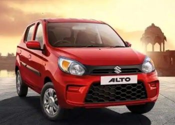 ২০২৩ চনতেই বন্ধ হ’ব Maruti Alto! মধ্যবিত্তৰ পছন্দৰ এই গাড়ীৰ লগতে আৰু কি গাড়ী আছে তালিকাত?