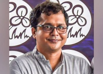 গুজৰাটৰ মৰ্বি দলং দুৰ্ঘটনা সন্দৰ্ভত ভুৱা টুইট: ৮ ডিচেম্বৰলৈ আৰক্ষীৰ জিম্মালৈ প্ৰেৰণ তৃণমূল নেতা চাকেত গোখলেক