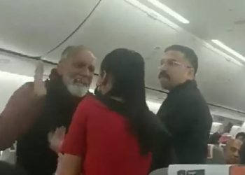 SpiceJet Passenger Deboarded