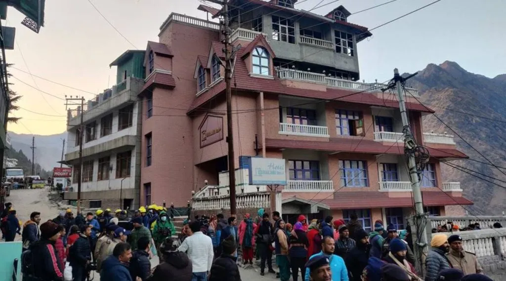 যোশীমঠৰ শিক্ষা