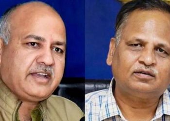 মন্ত্ৰীত্ব ত্যাগ জে’লবন্দী ছিছ’দিয়া আৰু জৈনৰ : কাক কাক দপ্তৰ দিব কেজৰিৱালে?