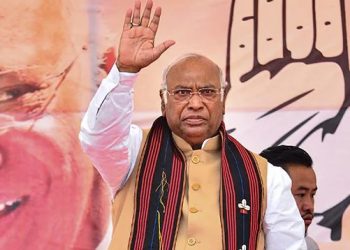 ‘১০০ মোদী-শ্বাহেও ৰখাব নোৱাৰে, ২০২৪ত কংগ্ৰেছৰ নেতৃত্বত হ’ব চৰকাৰ,’ কোনে ক’লে?