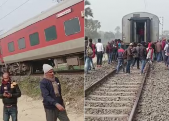 Coaches detach from train