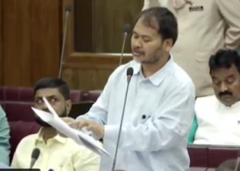 কেৱল জাতি,ধৰ্মৰ নামত ৰাজনীতি কৰা বাদ দি কৃষি উৎপাদন বৃদ্ধি কৰাত গুৰুত্ব দিয়ক চৰকাৰে: অখিল গগৈ