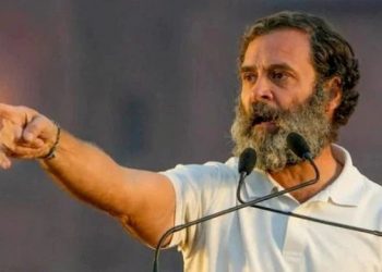 নীৰৱতা ভংগ কৰিলে ৰাহুলে! সাংসদ পদ বাতিলৰ পিছত যুঁজ দিয়াৰ বাৰ্তা কংগ্ৰেছ নেতাগৰাকীৰ