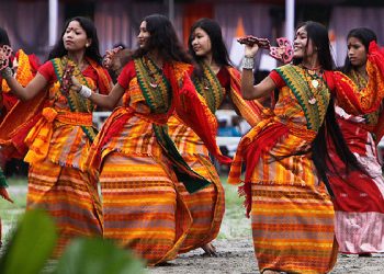 ভংগ হ’ব নেকি বিহুৰ ৱৰ্ল্ড ৰেকৰ্ড! এইবাৰ ২০ হাজাৰ শিল্পীয়ে একেলগে নাচিব বাগুৰুম্বা