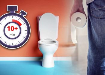 শৌচালয়ত বহু সময় কটাই নেকি? সাৱধান, হ’ব পাৰে ভয়ানক ৰোগ।