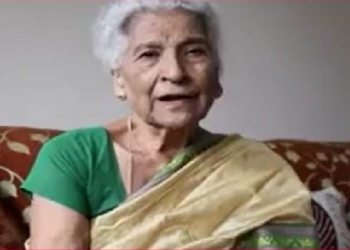 লুইত কোঁৱৰ ৰুদ্ৰ বৰুৱাৰ সহধৰ্মিণী, অভিনেত্ৰী আৰতী বৰুৱাৰ ৮৭ বছৰ বয়সত দেহাৱসান