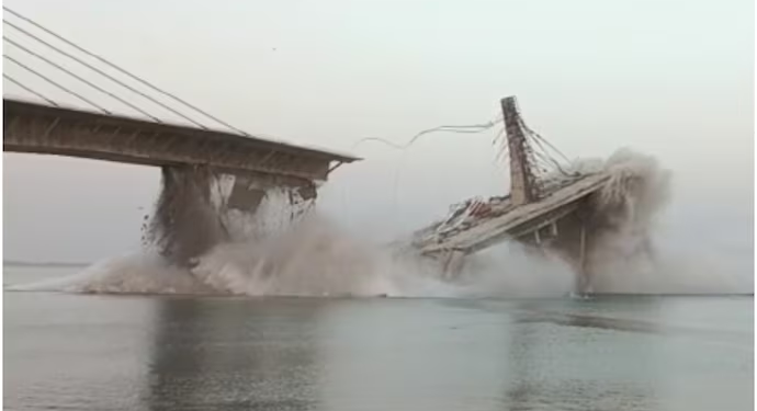 Under construction bridge collapse