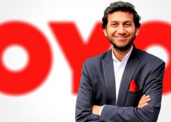 চিমকাৰ্ড বিক্ৰেতাৰ পৰা প্ৰেমিক দম্পতীৰ প্ৰিয় স্থানৰ সৃষ্টিলৈ: সংঘৰ্ষৰ মাজেৰে OYO প্ৰতিষ্ঠাপকৰ যাত্ৰা