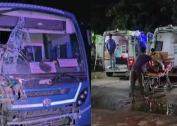 শোকাৱহ! দুই যাত্ৰীবাহী বাছৰ মুখামুখি সংঘৰ্ষ: নিহত ১২ যাত্ৰী, আহত কেইবাগৰাকীও