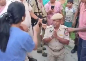 ৰাজপথত আঁঠুকাঢ়ি ক্ষমা প্ৰাৰ্থনা; যুৱতীলৈ ‘অশ্লীল’ মেচেজ প্ৰেৰণ কৰা আৰক্ষী বিষয়াক এইবাৰ নিলম্বন