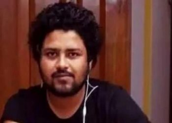 মৰ্মান্তিক! গুৱাহাটীত পথৰ দাঁতিৰ গাঁতত পৰি মৃত্যু আভিযান্ত্ৰিক ডিগ্ৰীধাৰী যুৱকৰ