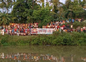 বোকাখাতৰ ৰঙাগড়া চাহ বাগিচাত অঘটন! পুখুৰীত গা ধুবলৈ গৈ প্ৰাণ গ’ল ২২ বছৰীয়া যুৱকৰ।