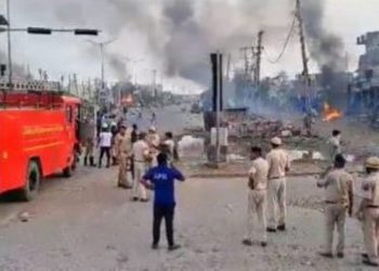 ধৰ্মীয় শোভাযাত্ৰাক কেন্দ্ৰ কৰি হাৰিয়ানাত সংঘৰ্ষ; দুই হোমগাৰ্ডকে ধৰি নিহত ৩জন, বন্ধ ইণ্টাৰনেট
