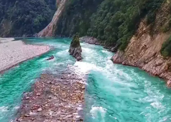 পৰশুৰাম কুণ্ডত পবিত্ৰ স্নান কৰি থকা অৱস্থাত নিৰুদ্দেশ একেটা পৰিয়ালৰ ৩ জন সদস্য