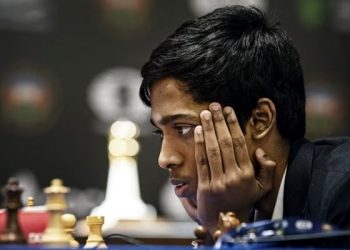 দবা বিশ্বকাপৰ ফাইনেলৰ দ্বিতীয় ৰাউণ্ডো ড্ৰ’; টাইব্ৰেকাৰলৈ বিশ্বৰ ১ নম্বৰ কাৰ্লচেনৰ বিৰুদ্ধে ভাৰতীয় প্ৰজ্ঞানন্দৰ যুঁজ
