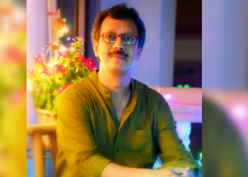এটি সুগন্ধী পুৱা, চন্দনৰ জীপাল স্মৃতি