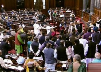 সুধিব নোৱাৰিব প্ৰশ্ন, নাথাকিব জিৰ’ আৱাৰ! সংসদৰ বিশেষ অধিৱেশনত কেন্দ্ৰই নিবিচাৰে কোনো বাধা