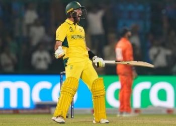 গ্লেন মেক্সৱেলৰ ধুমুহা! এদিনীয়া বিশ্বকাপত দ্ৰুততম শতকৰ অভিলেখ সৃষ্টি