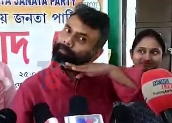 ‘ভূপেন বৰা এজন কুফা ব্যক্তি’ – প্ৰাক্তন কংগ্ৰেছী ৰূপজ্যোতি কুৰ্মীৰ মন্তব্য