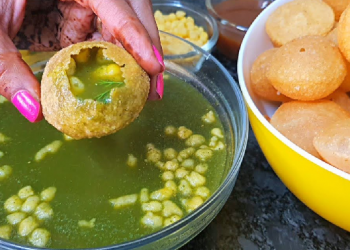 Durga Puja Gol Gappa