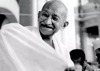 গান্ধীজীৰ আদৰ্শৰ ক্ৰমবিস্মৃত তাৎপৰ্য