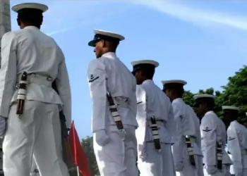 8 Indian Navy veterans in Qatar