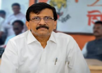 যদি কংগ্ৰেছ সাংসদৰ ঘৰত ২০০ কোটি আছে তেন্তে বিজেপি সাংসদৰ ঘৰত ১ লাখ কোটি টকা ওলাব : সঞ্জয় ৰাউথ
