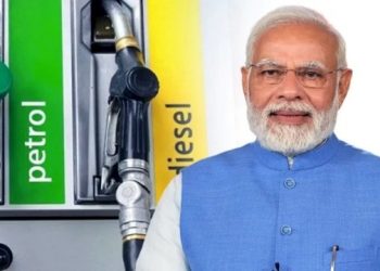 সন্মুখত নিৰ্বাচন! মোডীৰ উপহাৰ, পেট্ৰল-ডিজেলৰ দাম ৮ৰ পৰা ১০ টকালৈ হ্ৰাস পাব?