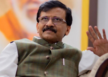 মোদীক সমালোচনা কৰি প্ৰৱন্ধ লিখি “দেশদ্ৰোহী’’ হ’ল শিৱসেনাৰ সাংসদ সঞ্জয় ৰাউট
