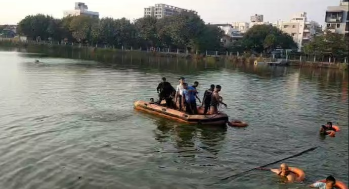 Gujarat boat tragedy