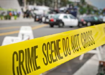 Noida man shot inside car