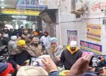 গুৰুদ্বাৰৰ ‘পৱিত্ৰতা’ নষ্ট কৰাৰ অভিযোগত পঞ্জাৱত হত্যা যুৱকক! অভিযুক্ত নিহাং শিখ