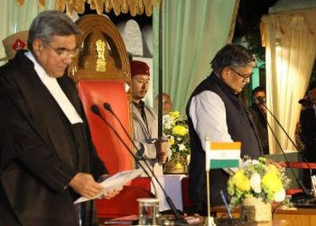 গুৱাহাটী উচ্চ ন্যায়ালয়ৰ মুখ্য ন্যায়াধীশ হিচাপে শপত গ্ৰহণ ন্যায়াধীশ বিজয় বিষ্ণইৰ